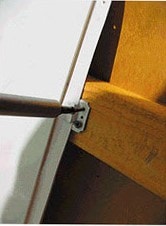Крепление панелей ПВХ скобой